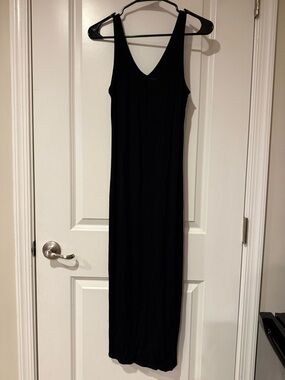 Black V-Neck Sleeveless Midi bodycon Dress